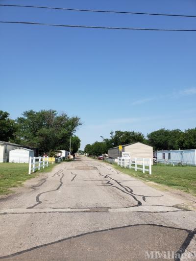 Photo 3 of 4 of park located at 1406 8th Street Canyon, TX 79015