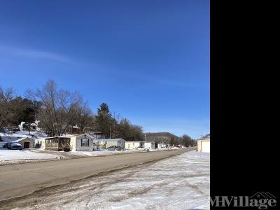 Mobile Home Park in Spring Valley WI