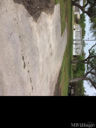 Photo 4 of 82 of park located at 2047 S Saunders Aransas Pass, TX 78336