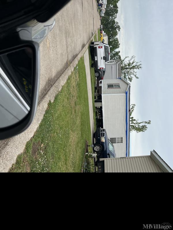 Carriage Cove Mobile Home Park Mobile Home Park in Houma, LA MHVillage