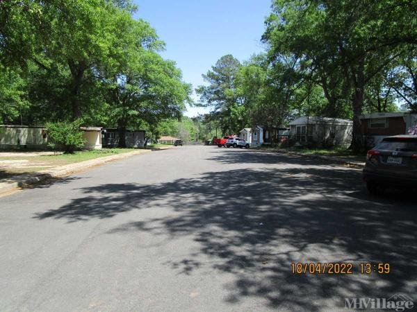 Photo of Oak Grove MHC, Longview TX