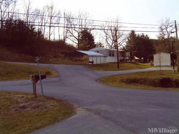 Photo 1 of 2 of park located at 759 Harris Rd Canton, NC 28716