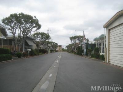 Mobile Home Park in Paramount CA