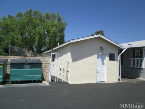 Photo of Trade Winds Mobile Home Park, Simi Valley CA