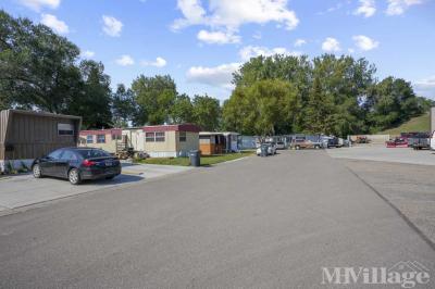 Photo 5 of 9 of park located at 725 S 12th St Bismarck, ND 58504