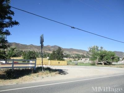 Mobile Home Park in Leona Valley CA