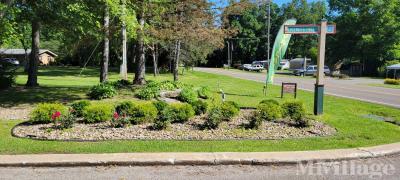 Photo 3 of 30 of park located at 302 Edgewater Pines Warren, OH 44481
