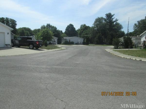 Photo 1 of 2 of park located at 100 Matterhorn Bluffton, OH 45817