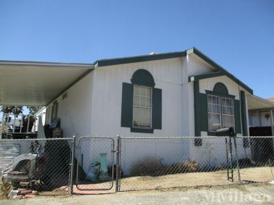 Mobile Home Park in Canyon Country CA