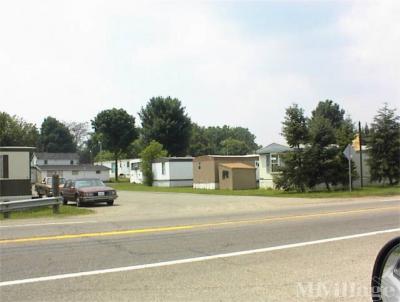 Photo 3 of 10 of park located at 3921 West Michigan Avenue Jackson, MI 49202