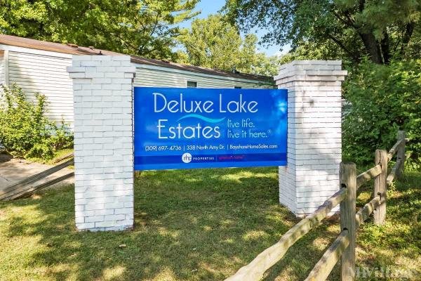 Photo of Deluxe Lake Estates, Bellevue IL