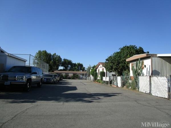 Photo of Sierra Vista Mobile Estates, Fontana CA