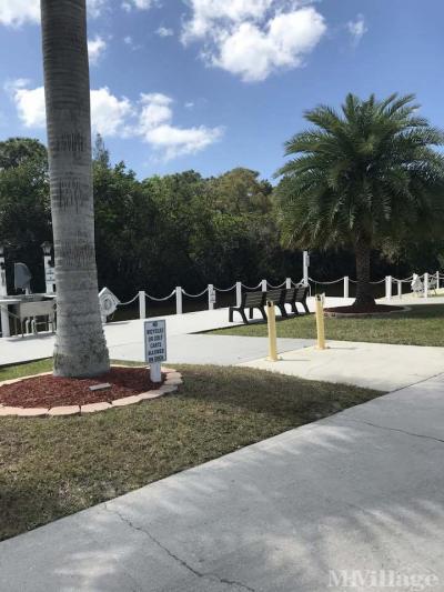 Photo 5 of 26 of park located at 18050 S Tamiami Trail Fort Myers, FL 33908