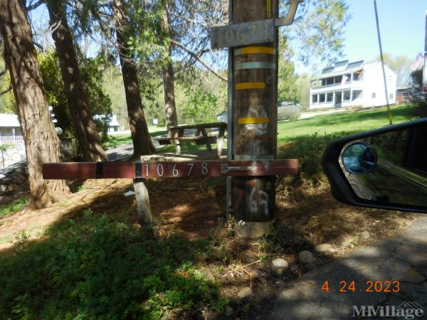 Photo of Cedar Oaks Mobile Home Park, Jamestown CA