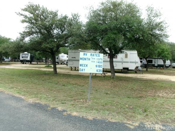 Photo 0 of 2 of park located at 202 E 18th St Hondo, TX 78861