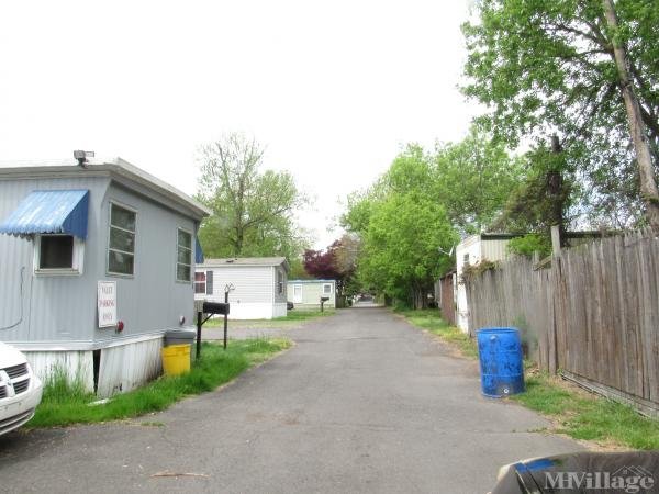 Photo of Bennys Mobile Home Park, Morrisville PA