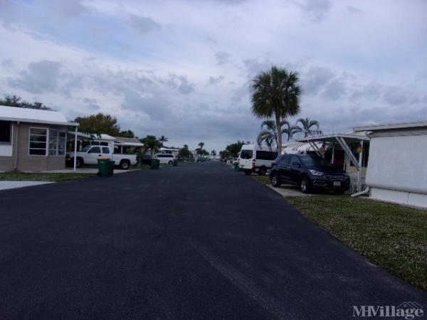 Photo of Enchanting Shores Mobile Home Park, Naples FL