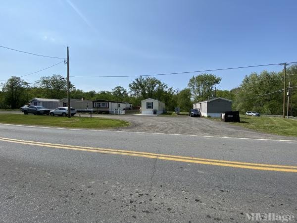Photo of Halfmoon Mobile Home Community, Waterford NY