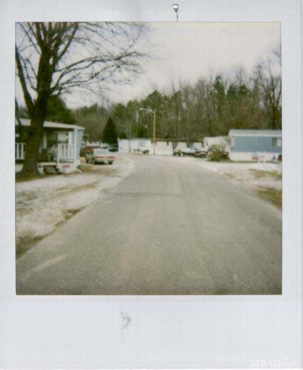 Photo of Knob Hill Mobile Home Park, Newburgh IN