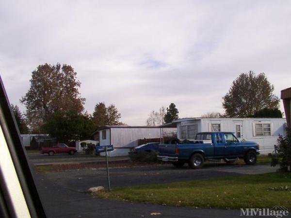 Photo 0 of 2 of park located at 3005 Castlevale Yakima, WA 98902