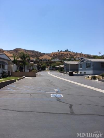 Mobile Home Park in Canyon Country CA