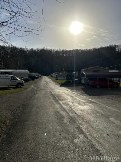 Photo 3 of 16 of park located at 4289 Hickman Rd Newark, OH 43055