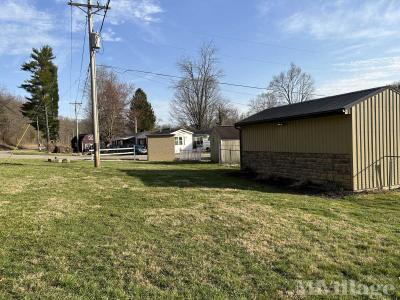 Photo 4 of 16 of park located at 4289 Hickman Rd Newark, OH 43055