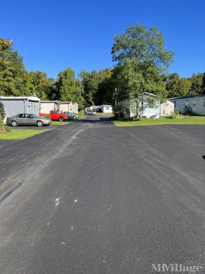 Photo 4 of 7 of park located at 8323 Eagle Rd Kirtland, OH 44094