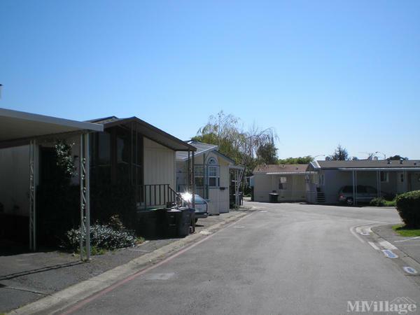 Photo of Fairoaks Mobile Lodge, Sunnyvale CA