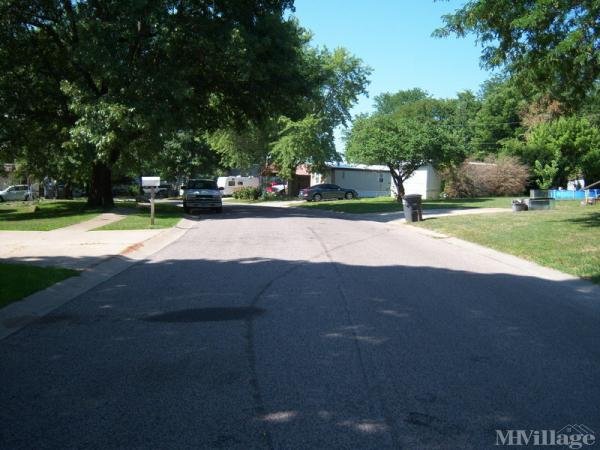 Photo 0 of 2 of park located at 1611 New Castle Drive Harrisonville, MO 64701