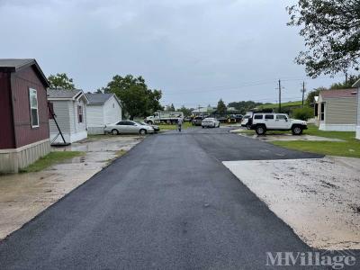 Photo 4 of 5 of park located at 5100 Allen Genoa Pasadena, TX 77504