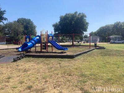 Photo 2 of 21 of park located at 3450 South Interstate Highway 35 E Waxahachie, TX 75165