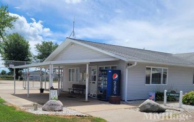 Photo 2 of 12 of park located at 1601 East Jackson Street Macomb, IL 61455