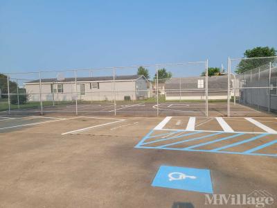 Photo 3 of 12 of park located at 1601 East Jackson Street Macomb, IL 61455