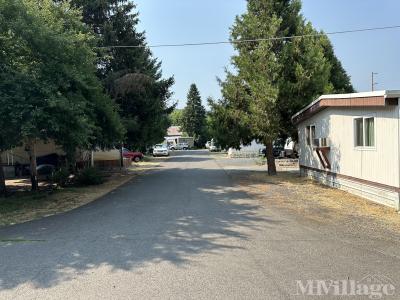 Mobile Home Park in Gold Hill OR