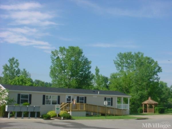 Photo of Asbury Pointe Mobile Home Park, Warsaw KY