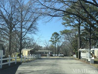 Photo 3 of 3 of park located at 2 Cardinal Course Forsyth, MO 65653