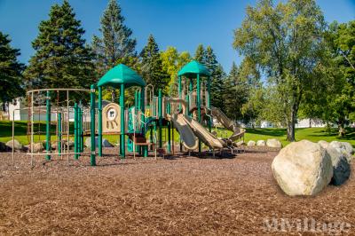 Photo 5 of 20 of park located at 47 Bluebird Hill Orion, MI 48359