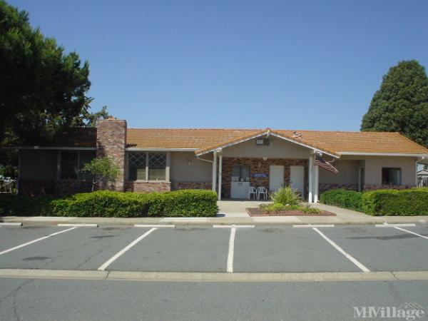 Photo of Emerald Cove Mobilehome Park, Bay Point CA