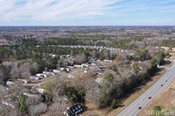 Photo 1 of 2 of park located at 76 Morning Star Drive New Bern, NC 28562