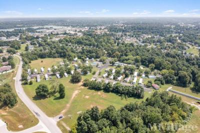 Photo 2 of 7 of park located at 617 Jacqueline Court Elizabethtown, KY 42701