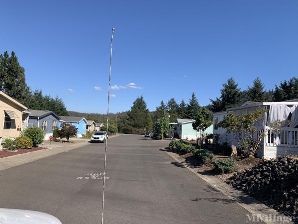 Photo of Twin Oaks Mobile Estates, Winston OR