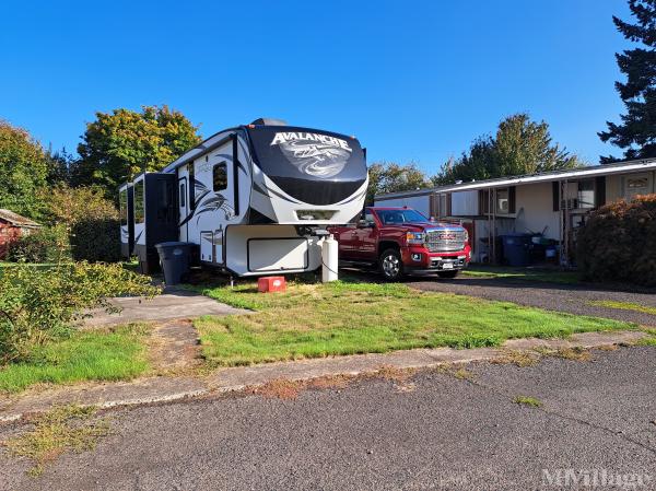 Photo of Valley View Mobile Court Inc, Hillsboro OR