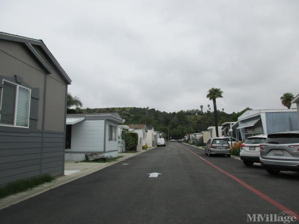Photo of Hillview Mobile Park, Walnut CA