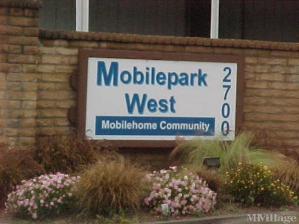 Photo of Mobilepark West, Escondido CA