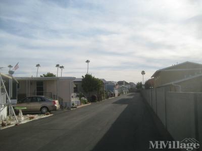 Mobile Home Park in Huntington Beach CA