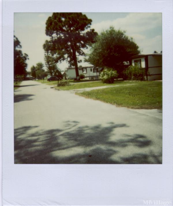 Photo of Tanglewood Mobile Home Park, Fort Pierce FL