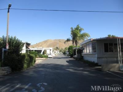 Mobile Home Park in Sylmar CA