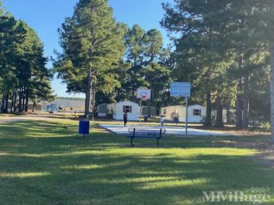 Photo 4 of 8 of park located at 1700 Florence Ave Dillon, SC 29536