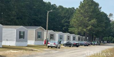 Photo 5 of 8 of park located at 1700 Florence Ave Dillon, SC 29536